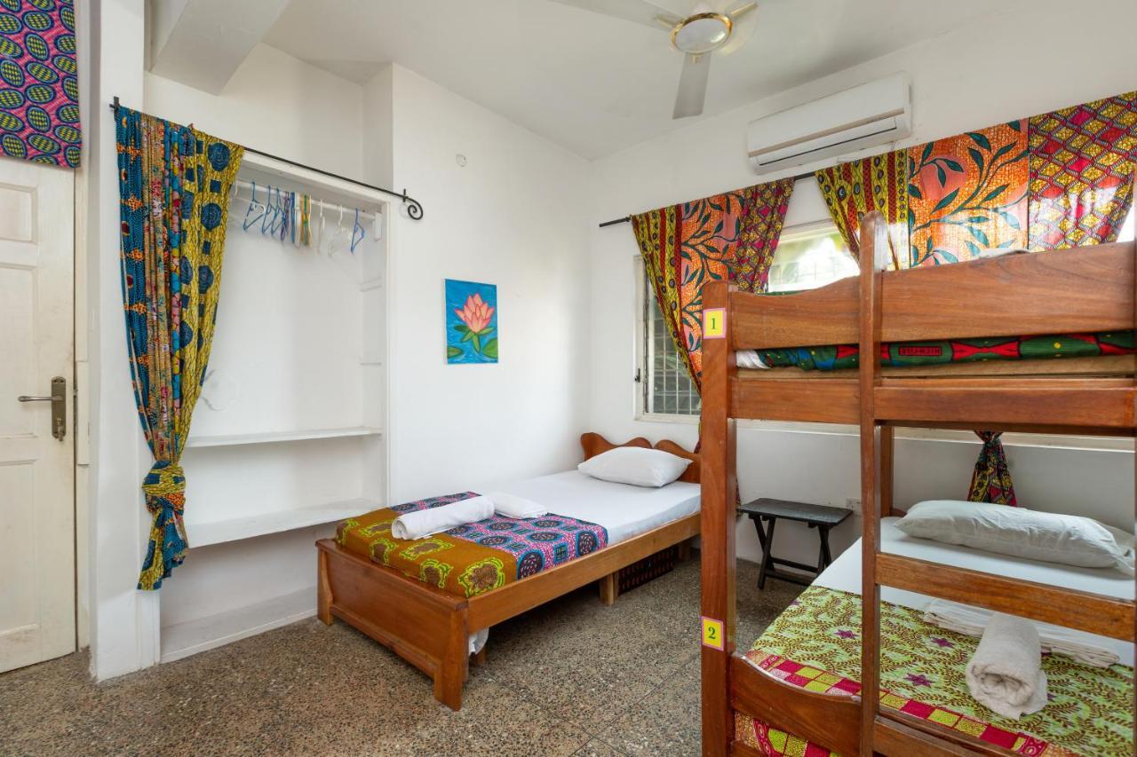 Agoo Hostel (Adults Only) Accra Eksteriør billede